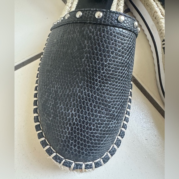 JLO Lisley Python Platform Shoes- Size 10 - Picture 4 of 8